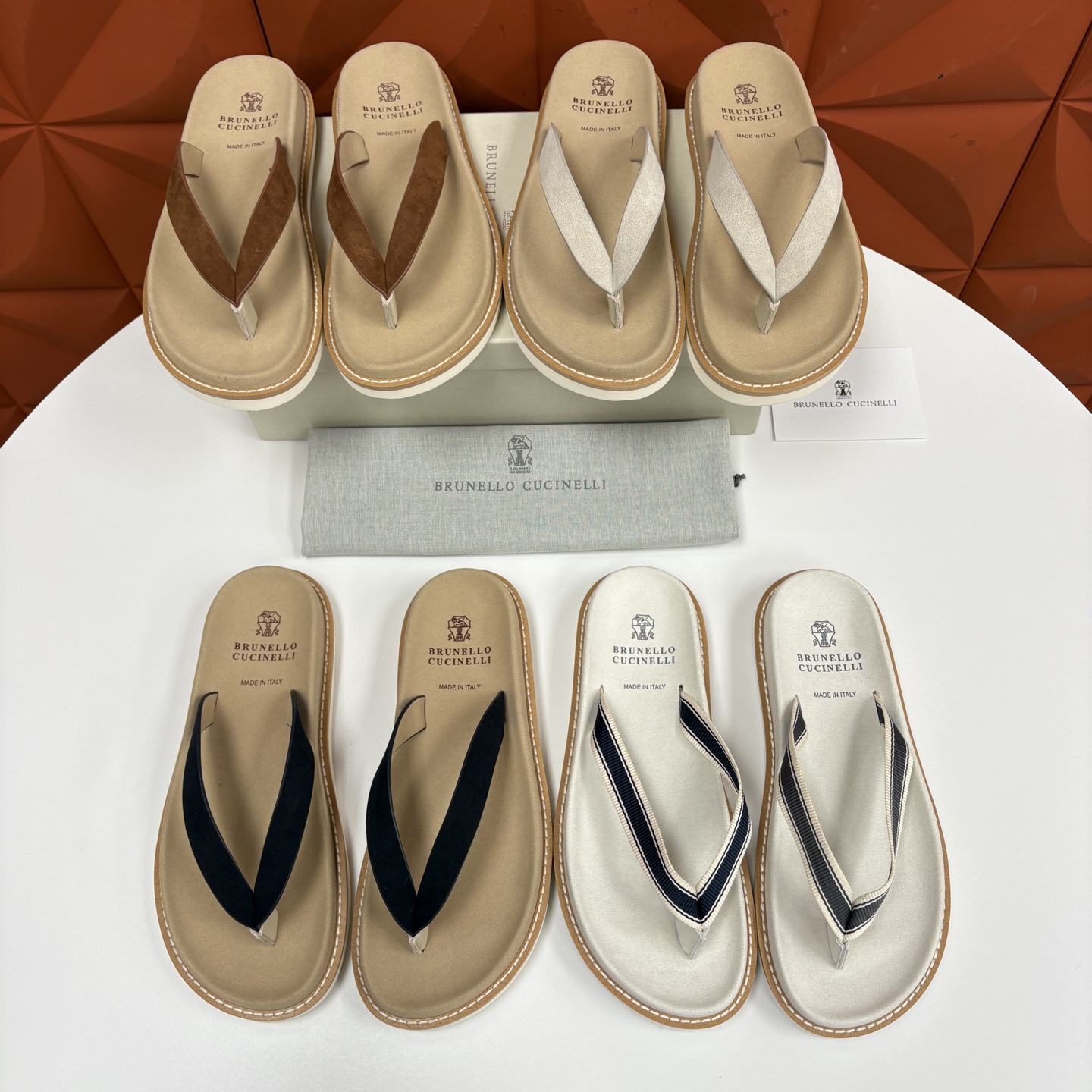 💋💍BC家  新品凉拖鞋 Brunell* Cucinell*  官方 5,700  考究的材料精美了这款夏季男士休闲街