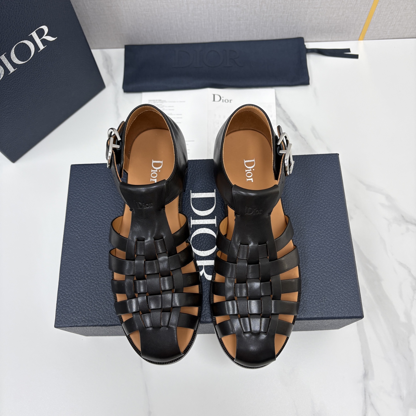 💋💍CD家新品 迪-奥  Dio*r  经典编织罗马渔夫凉鞋｜复古轻奢四季百搭款    采用多道进口牛皮革手工交叉编织，