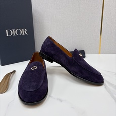 💋💍CD家新品 DIO* TIMELESS 乐福鞋皮鞋 官方 8,600 这款乐福鞋体现经典的优雅气质。采 💋💍CD家新品 DIO* TIMELESS 乐福鞋皮鞋 官方 8,600 这款乐福鞋体现经典的优雅气质。采