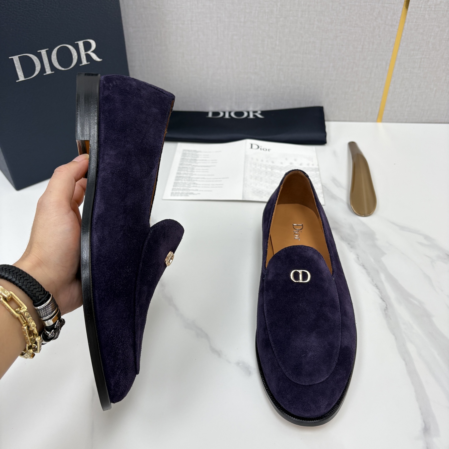 💋💍CD家新品 DIO* TIMELESS 乐福鞋皮鞋 官方 8,600 这款乐福鞋体现经典的优雅气质。采 💋💍CD家新品 DIO* TIMELESS 乐福鞋皮鞋 官方 8,600 这款乐福鞋体现经典的优雅气质。采