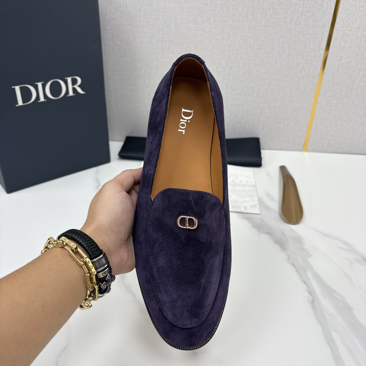 💋💍CD家新品 DIO* TIMELESS 乐福鞋皮鞋 官方 8,600 这款乐福鞋体现经典的优雅气质。采 💋💍CD家新品 DIO* TIMELESS 乐福鞋皮鞋 官方 8,600 这款乐福鞋体现经典的优雅气质。采
