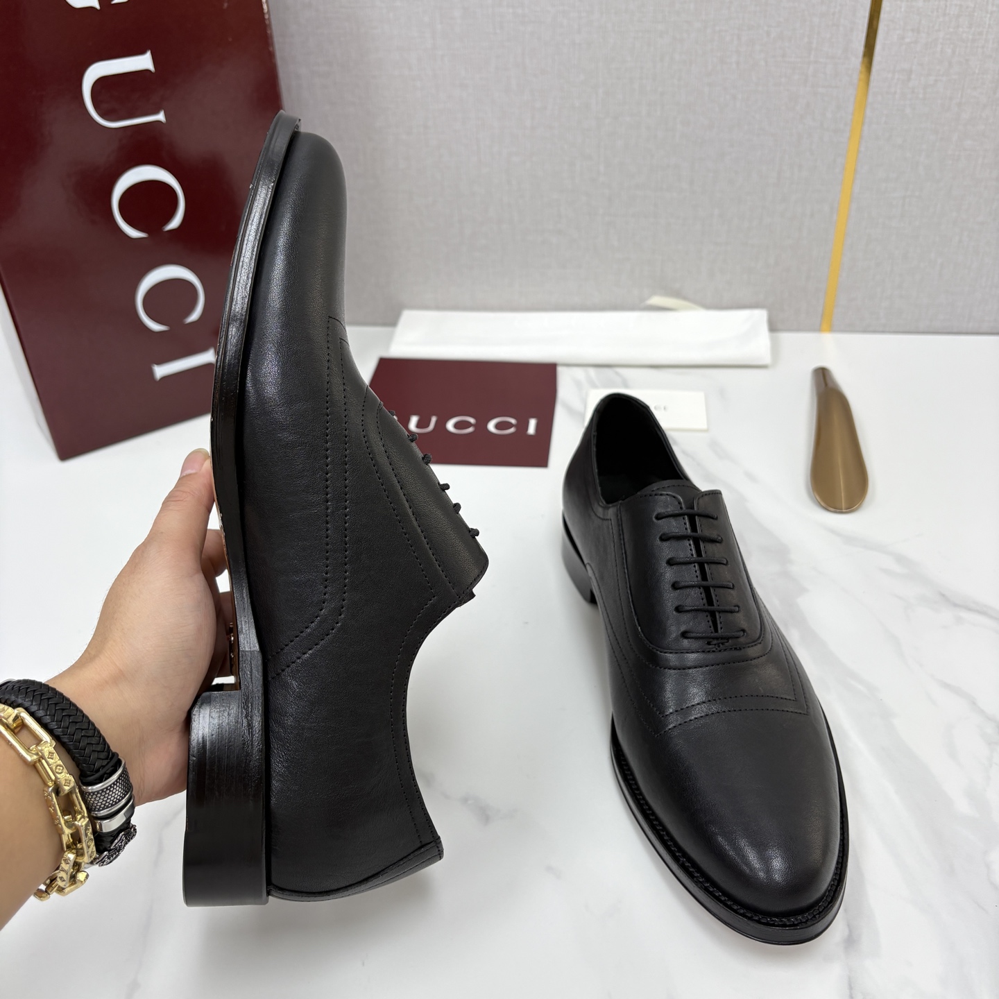💋💍G家 GUCC* 古-驰 新品男士正装鞋皮鞋 德比鞋鞋型,是优雅与实用的平衡之选。选用细腻有光泽的进口牛皮/ 💋💍G家 GUCC* 古-驰 新品男士正装鞋皮鞋 德比鞋鞋型,是优雅与实用的平衡之选。选用细腻有光泽的进口牛皮/