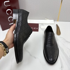 💋💍G家 GUCC* 古-驰 新品男士正装鞋皮鞋 德比鞋鞋型,是优雅与实用的平衡之选。选用细腻有光泽的进口牛皮/ 💋💍G家 GUCC* 古-驰 新品男士正装鞋皮鞋 德比鞋鞋型,是优雅与实用的平衡之选。选用细腻有光泽的进口牛皮/