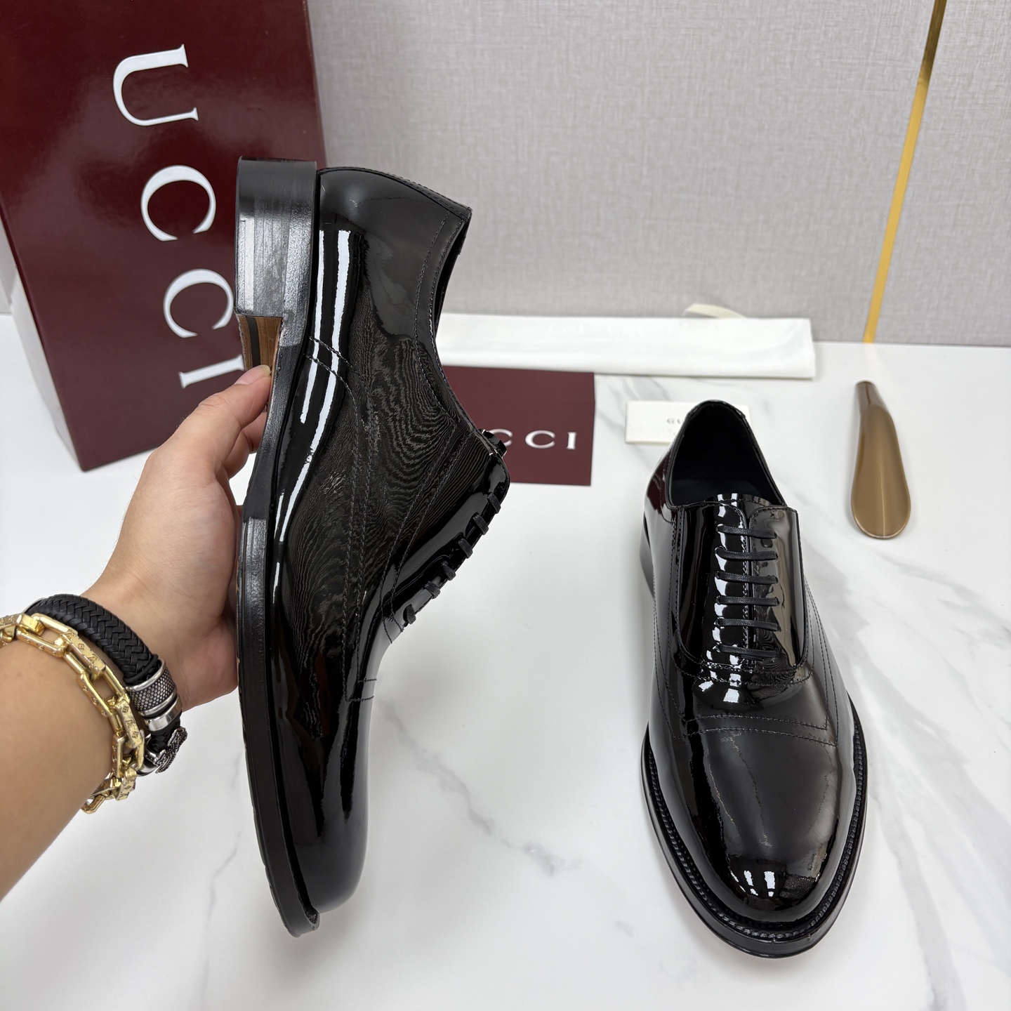 💋💍G家 GUCC* 古-驰 新品男士正装鞋皮鞋 德比鞋鞋型,是优雅与实用的平衡之选。选用细腻有光泽的进口牛皮/ 💋💍G家 GUCC* 古-驰 新品男士正装鞋皮鞋 德比鞋鞋型,是优雅与实用的平衡之选。选用细腻有光泽的进口牛皮/