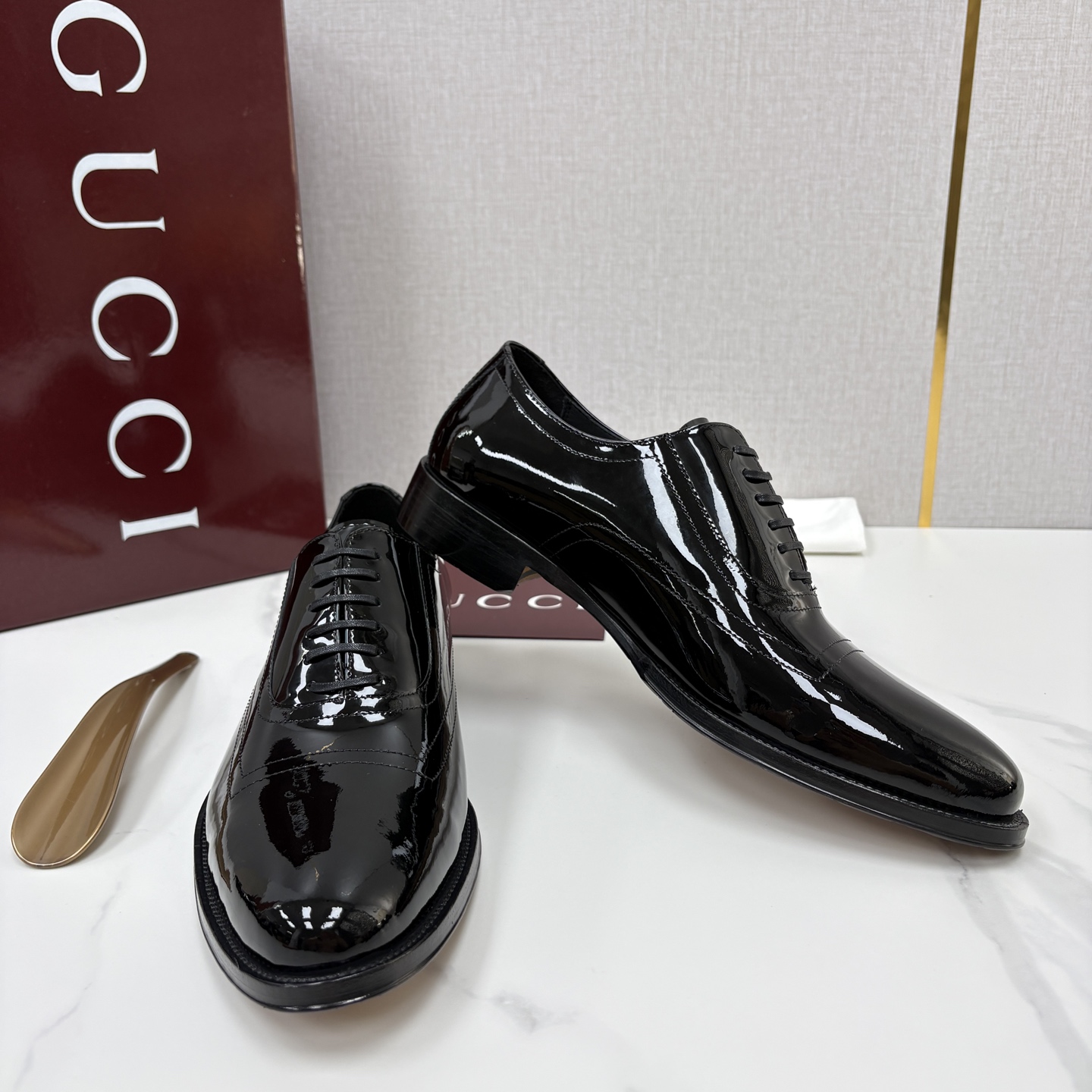 💋💍G家 GUCC* 古-驰 新品男士正装鞋皮鞋 德比鞋鞋型,是优雅与实用的平衡之选。选用细腻有光泽的进口牛皮/ 💋💍G家 GUCC* 古-驰 新品男士正装鞋皮鞋 德比鞋鞋型,是优雅与实用的平衡之选。选用细腻有光泽的进口牛皮/