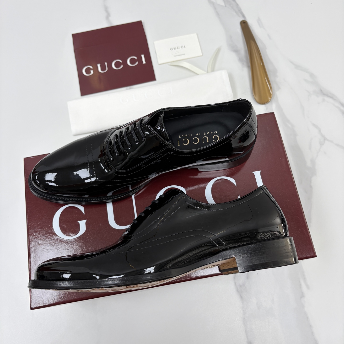 💋💍G家 GUCC* 古-驰 新品男士正装鞋皮鞋 德比鞋鞋型,是优雅与实用的平衡之选。选用细腻有光泽的进口牛皮/ 💋💍G家 GUCC* 古-驰 新品男士正装鞋皮鞋 德比鞋鞋型,是优雅与实用的平衡之选。选用细腻有光泽的进口牛皮/
