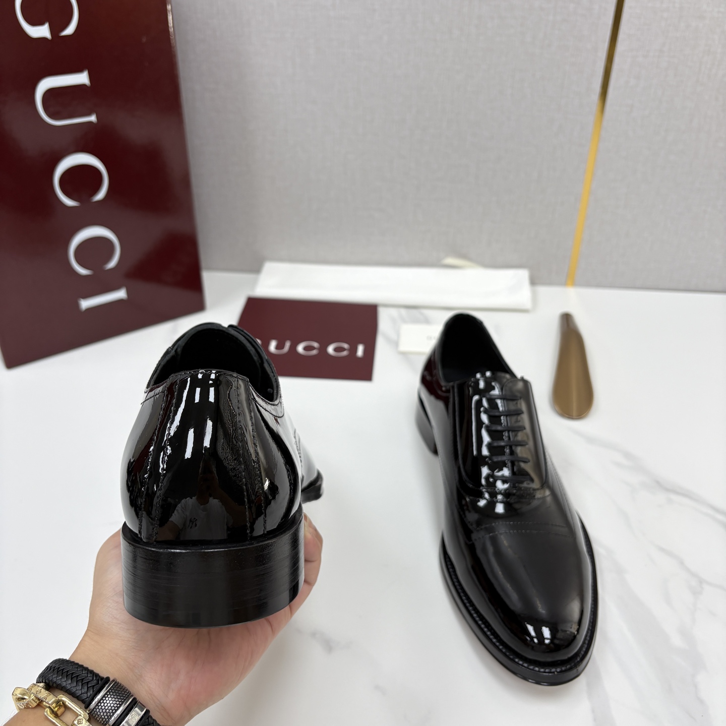 💋💍G家 GUCC* 古-驰 新品男士正装鞋皮鞋 德比鞋鞋型,是优雅与实用的平衡之选。选用细腻有光泽的进口牛皮/ 💋💍G家 GUCC* 古-驰 新品男士正装鞋皮鞋 德比鞋鞋型,是优雅与实用的平衡之选。选用细腻有光泽的进口牛皮/