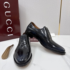 💋💍G家 GUCC* 古-驰 新品男士正装鞋皮鞋 德比鞋鞋型,是优雅与实用的平衡之选。选用细腻有光泽的进口牛皮/ 💋💍G家 GUCC* 古-驰 新品男士正装鞋皮鞋 德比鞋鞋型,是优雅与实用的平衡之选。选用细腻有光泽的进口牛皮/