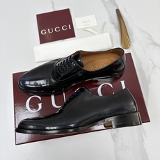 💋💍G家 GUCC* 古-驰 新品男士正装鞋皮鞋 德比鞋鞋型,是优雅与实用的平衡之选。选用细腻有光泽的进口牛皮/ 💋💍G家 GUCC* 古-驰 新品男士正装鞋皮鞋 德比鞋鞋型,是优雅与实用的平衡之选。选用细腻有光泽的进口牛皮/