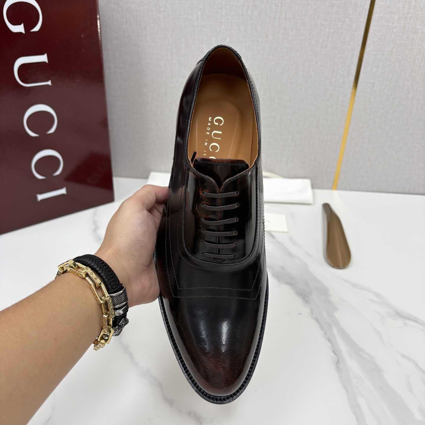 💋💍G家 GUCC* 古-驰 新品男士正装鞋皮鞋 德比鞋鞋型,是优雅与实用的平衡之选。选用细腻有光泽的进口牛皮/ 💋💍G家 GUCC* 古-驰 新品男士正装鞋皮鞋 德比鞋鞋型,是优雅与实用的平衡之选。选用细腻有光泽的进口牛皮/
