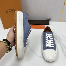 💋💍Tod* 托德~斯 新品运动板鞋 官方 6,310 鞋面采用经典硫化款式板鞋设计,侧面搭配叠加梯式牛皮/ 💋💍Tod* 托德~斯 新品运动板鞋 官方 6,310 鞋面采用经典硫化款式板鞋设计,侧面搭配叠加梯式牛皮/