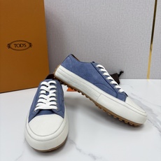 💋💍Tod* 托德~斯 新品运动板鞋 官方 6,310 鞋面采用经典硫化款式板鞋设计,侧面搭配叠加梯式牛皮/ 💋💍Tod* 托德~斯 新品运动板鞋 官方 6,310 鞋面采用经典硫化款式板鞋设计,侧面搭配叠加梯式牛皮/