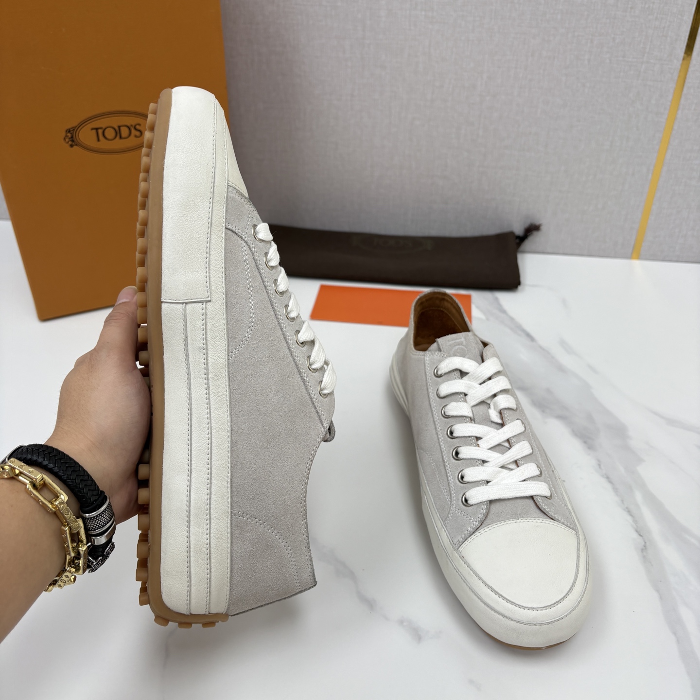 💋💍Tod* 托德~斯 新品运动板鞋 官方 6,310 鞋面采用经典硫化款式板鞋设计,侧面搭配叠加梯式牛皮/ 💋💍Tod* 托德~斯 新品运动板鞋 官方 6,310 鞋面采用经典硫化款式板鞋设计,侧面搭配叠加梯式牛皮/