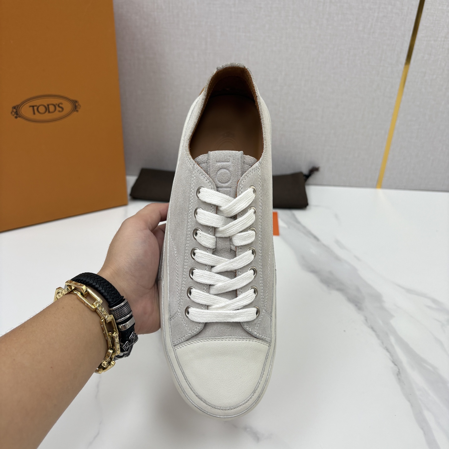 💋💍Tod* 托德~斯 新品运动板鞋 官方 6,310 鞋面采用经典硫化款式板鞋设计,侧面搭配叠加梯式牛皮/ 💋💍Tod* 托德~斯 新品运动板鞋 官方 6,310 鞋面采用经典硫化款式板鞋设计,侧面搭配叠加梯式牛皮/