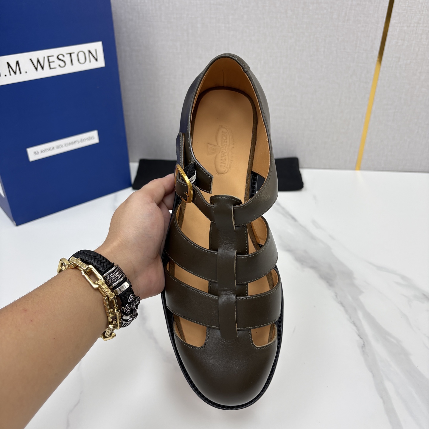 💋💍J.M.WESTO*   威士顿  复古罗马包头凉鞋   法式高端手工皮鞋标杆品牌，坚持传承法式匠心制鞋工艺，兼顾优
