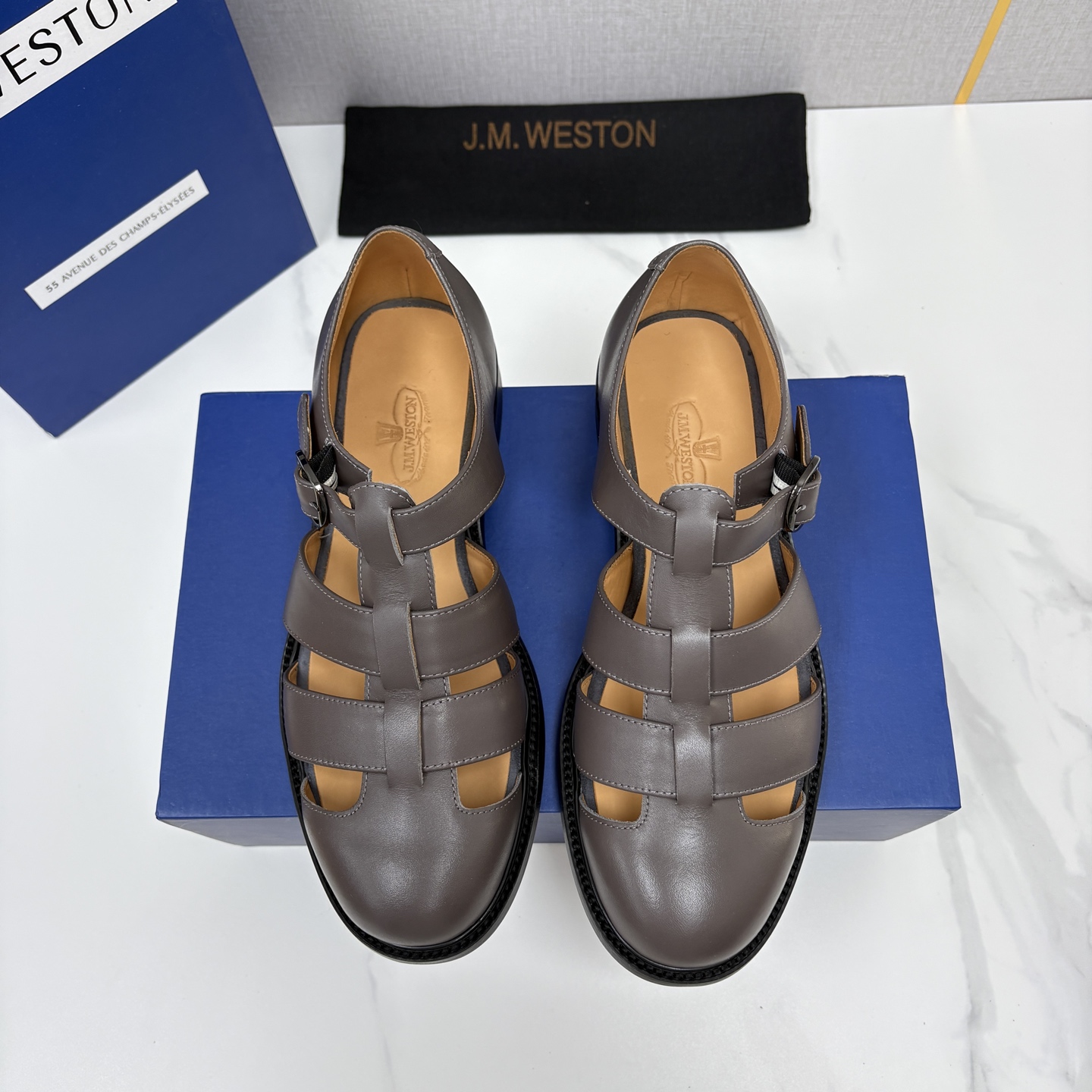 💋💍J.M.WESTO*   威士顿  复古罗马包头凉鞋   法式高端手工皮鞋标杆品牌，坚持传承法式匠心制鞋工艺，兼顾优