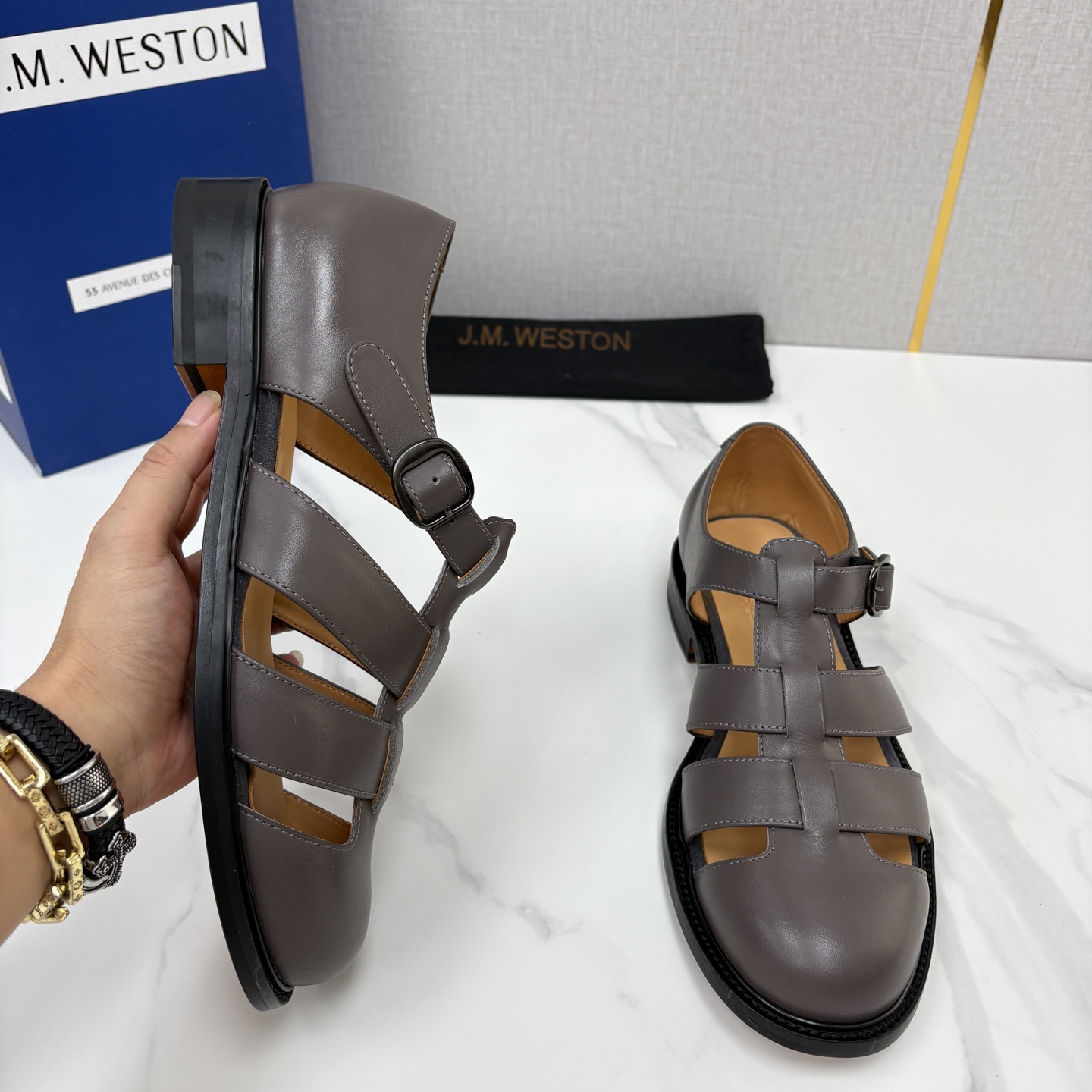 💋💍J.M.WESTO* 威士顿 复古罗马包头凉鞋 法式高端手工皮鞋标杆品牌,坚持传承法式匠心制鞋工艺,兼顾优 💋💍J.M.WESTO* 威士顿 复古罗马包头凉鞋 法式高端手工皮鞋标杆品牌,坚持传承法式匠心制鞋工艺,兼顾优