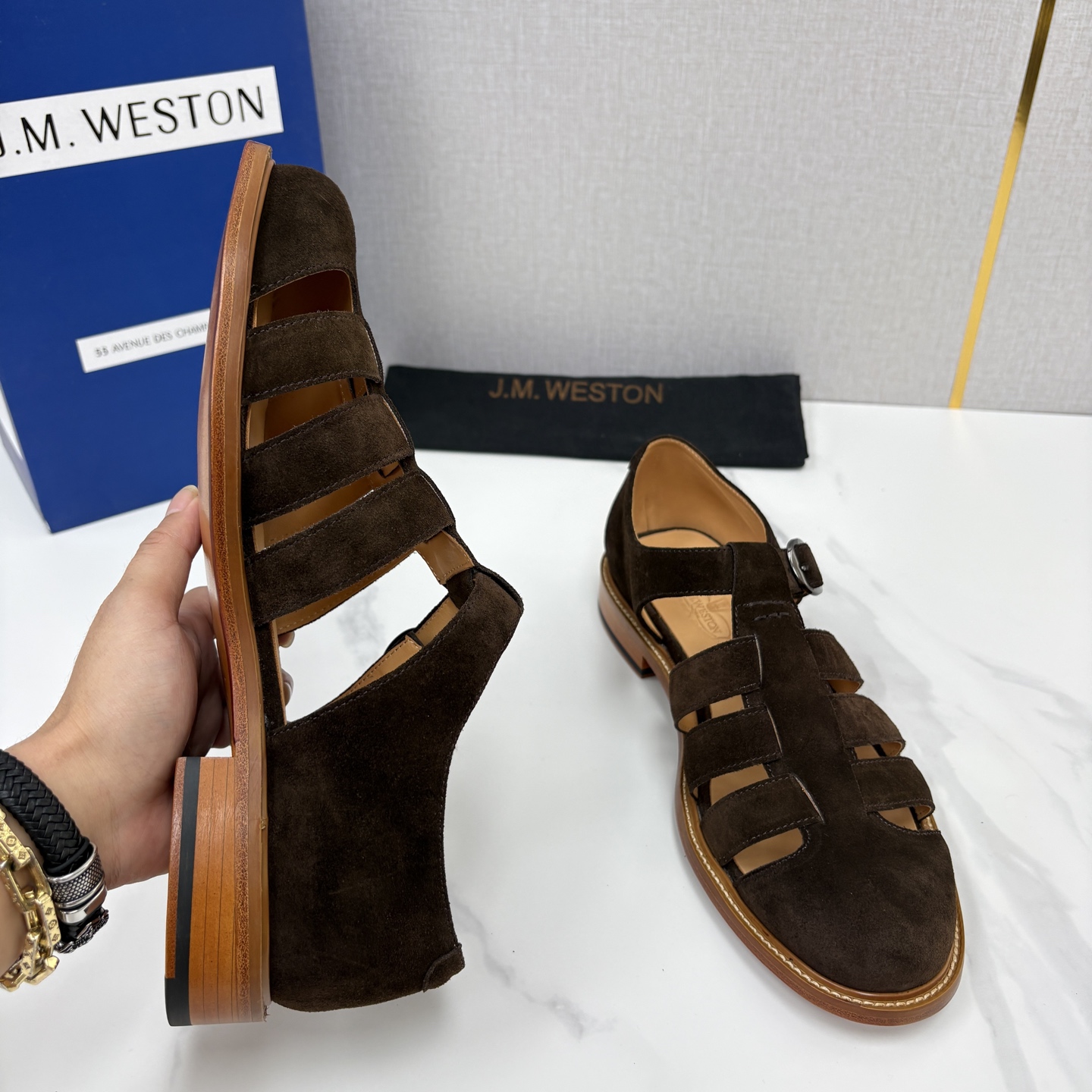 💋💍J.M.WESTO*   威士顿  复古罗马包头凉鞋   法式高端手工皮鞋标杆品牌，坚持传承法式匠心制鞋工艺，兼顾优
