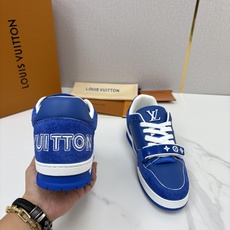 💋💍L家新品 TRAINER 魔术贴系列运动鞋 官方 11,100 本款L*V Trainer 运动鞋以牛皮 💋💍L家新品 TRAINER 魔术贴系列运动鞋 官方 11,100 本款L*V Trainer 运动鞋以牛皮
