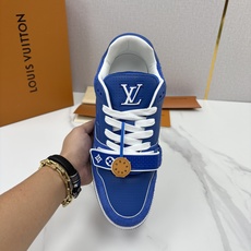 💋💍L家新品 TRAINER 魔术贴系列运动鞋 官方 11,100 本款L*V Trainer 运动鞋以牛皮 💋💍L家新品 TRAINER 魔术贴系列运动鞋 官方 11,100 本款L*V Trainer 运动鞋以牛皮