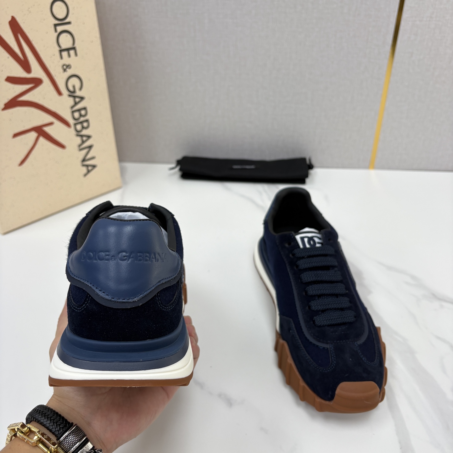 💋💍DG 家新品 Dolce &Gabban* 杜嘉~班纳 多材质拼接休闲运动阿甘鞋 运动与现代感兼具的运 💋💍DG 家新品 Dolce &Gabban* 杜嘉~班纳 多材质拼接休闲运动阿甘鞋 运动与现代感兼具的运