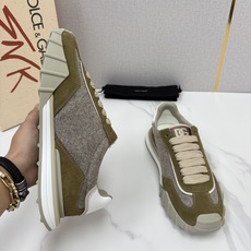 💋💍DG 家新品 Dolce &Gabban* 杜嘉~班纳 多材质拼接休闲运动阿甘鞋 运动与现代感兼具的运 💋💍DG 家新品 Dolce &Gabban* 杜嘉~班纳 多材质拼接休闲运动阿甘鞋 运动与现代感兼具的运