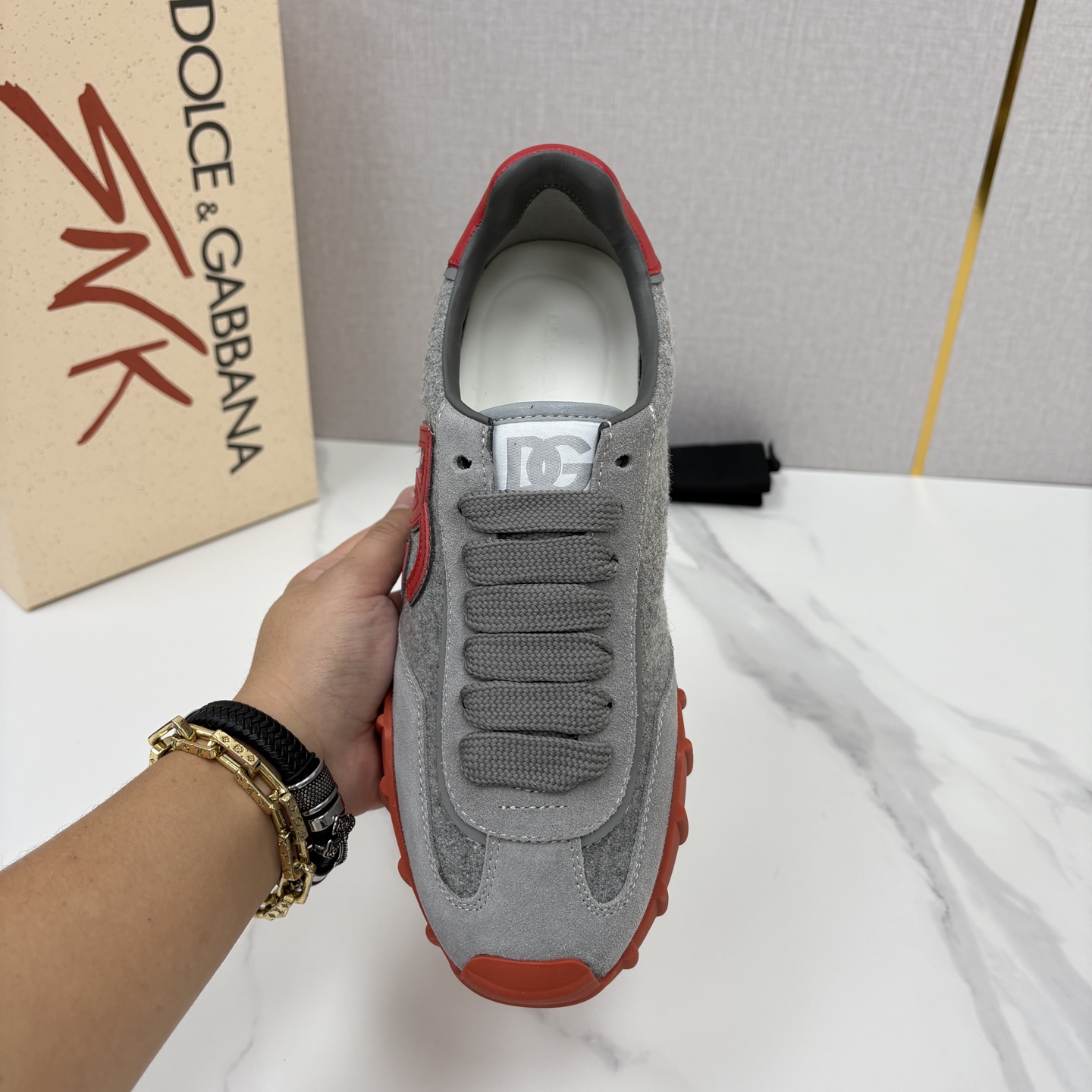 💋💍DG 家新品 Dolce &Gabban* 杜嘉~班纳 多材质拼接休闲运动阿甘鞋 运动与现代感兼具的运 💋💍DG 家新品 Dolce &Gabban* 杜嘉~班纳 多材质拼接休闲运动阿甘鞋 运动与现代感兼具的运