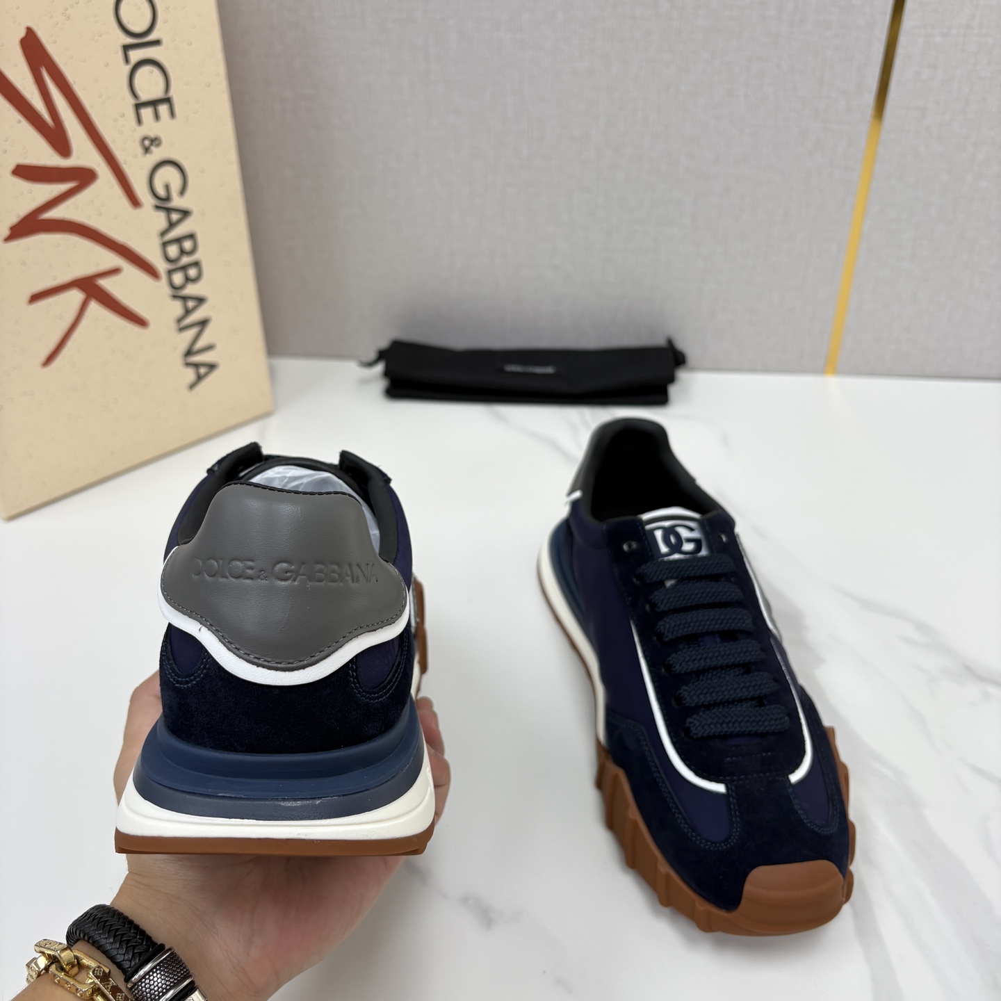 💋💍DG 家新品 Dolce &Gabban* 杜嘉~班纳 多材质拼接休闲运动阿甘鞋 运动与现代感兼具的运 💋💍DG 家新品 Dolce &Gabban* 杜嘉~班纳 多材质拼接休闲运动阿甘鞋 运动与现代感兼具的运