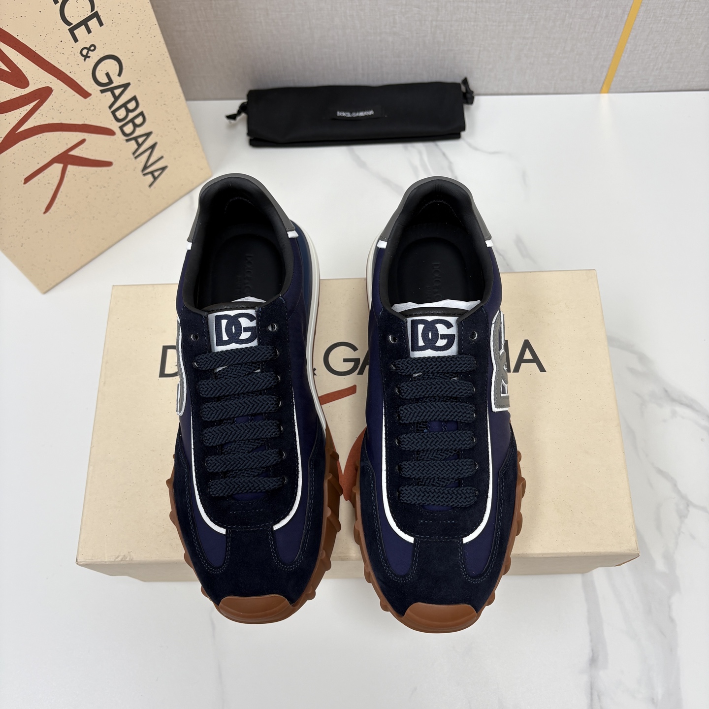 💋💍DG 家新品   Dolce &Gabban*  杜嘉～班纳  多材质拼接休闲运动阿甘鞋    运动与现代感兼具的运