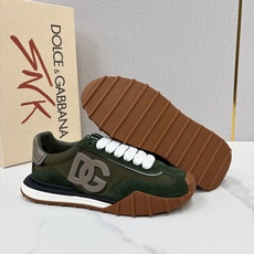 💋💍DG 家新品 Dolce &Gabban* 杜嘉~班纳 多材质拼接休闲运动阿甘鞋 运动与现代感兼具的运 💋💍DG 家新品 Dolce &Gabban* 杜嘉~班纳 多材质拼接休闲运动阿甘鞋 运动与现代感兼具的运