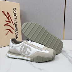 💋💍DG 家新品 Dolce &Gabban* 杜嘉~班纳 多材质拼接休闲运动阿甘鞋 运动与现代感兼具的运 💋💍DG 家新品 Dolce &Gabban* 杜嘉~班纳 多材质拼接休闲运动阿甘鞋 运动与现代感兼具的运