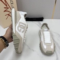 💋💍DG 家新品 Dolce &Gabban* 杜嘉~班纳 多材质拼接休闲运动阿甘鞋 运动与现代感兼具的运 💋💍DG 家新品 Dolce &Gabban* 杜嘉~班纳 多材质拼接休闲运动阿甘鞋 运动与现代感兼具的运