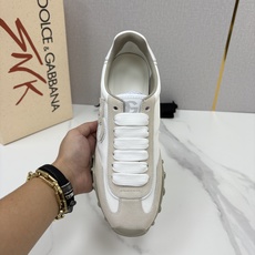 💋💍DG 家新品 Dolce &Gabban* 杜嘉~班纳 多材质拼接休闲运动阿甘鞋 运动与现代感兼具的运 💋💍DG 家新品 Dolce &Gabban* 杜嘉~班纳 多材质拼接休闲运动阿甘鞋 运动与现代感兼具的运