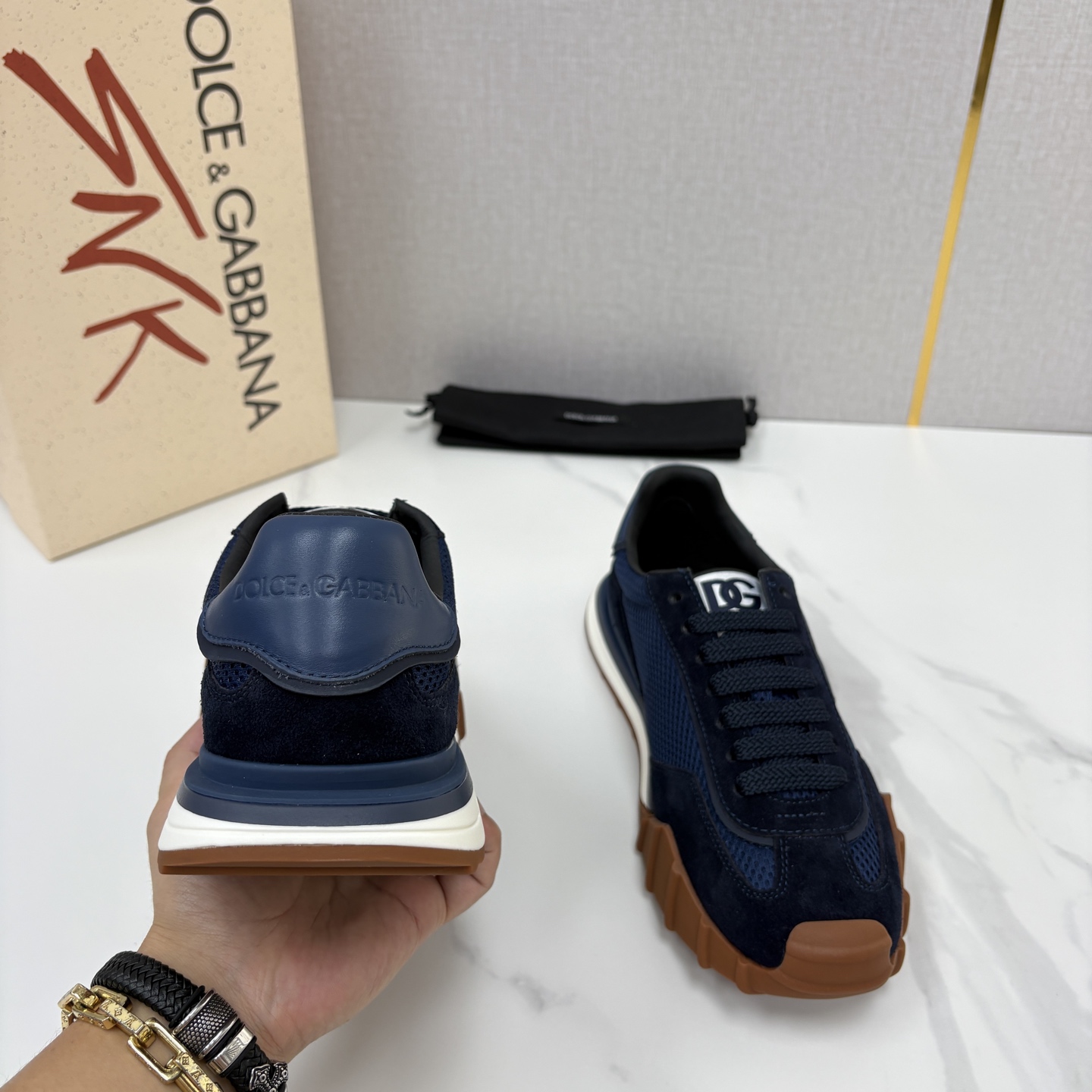 💋💍DG 家新品 Dolce &Gabban* 杜嘉~班纳 多材质拼接休闲运动阿甘鞋 运动与现代感兼具的运 💋💍DG 家新品 Dolce &Gabban* 杜嘉~班纳 多材质拼接休闲运动阿甘鞋 运动与现代感兼具的运