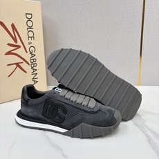 💋💍DG 家新品 Dolce &Gabban* 杜嘉~班纳 多材质拼接休闲运动阿甘鞋 运动与现代感兼具的运 💋💍DG 家新品 Dolce &Gabban* 杜嘉~班纳 多材质拼接休闲运动阿甘鞋 运动与现代感兼具的运