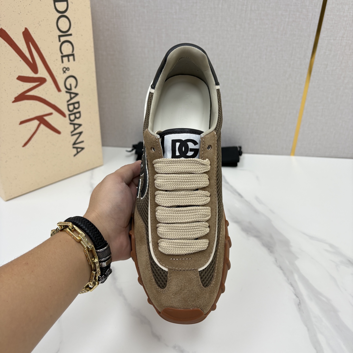 💋💍DG 家新品 Dolce &Gabban* 杜嘉~班纳 多材质拼接休闲运动阿甘鞋 运动与现代感兼具的运 💋💍DG 家新品 Dolce &Gabban* 杜嘉~班纳 多材质拼接休闲运动阿甘鞋 运动与现代感兼具的运