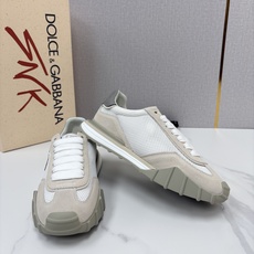 💋💍DG 家新品 Dolce &Gabban* 杜嘉~班纳 多材质拼接休闲运动阿甘鞋 运动与现代感兼具的运 💋💍DG 家新品 Dolce &Gabban* 杜嘉~班纳 多材质拼接休闲运动阿甘鞋 运动与现代感兼具的运