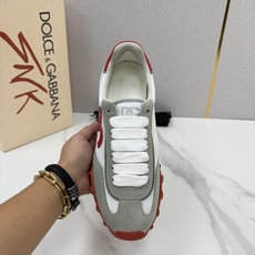 💋💍DG 家新品 Dolce &Gabban* 杜嘉~班纳 多材质拼接休闲运动阿甘鞋 运动与现代感兼具的运 💋💍DG 家新品 Dolce &Gabban* 杜嘉~班纳 多材质拼接休闲运动阿甘鞋 运动与现代感兼具的运