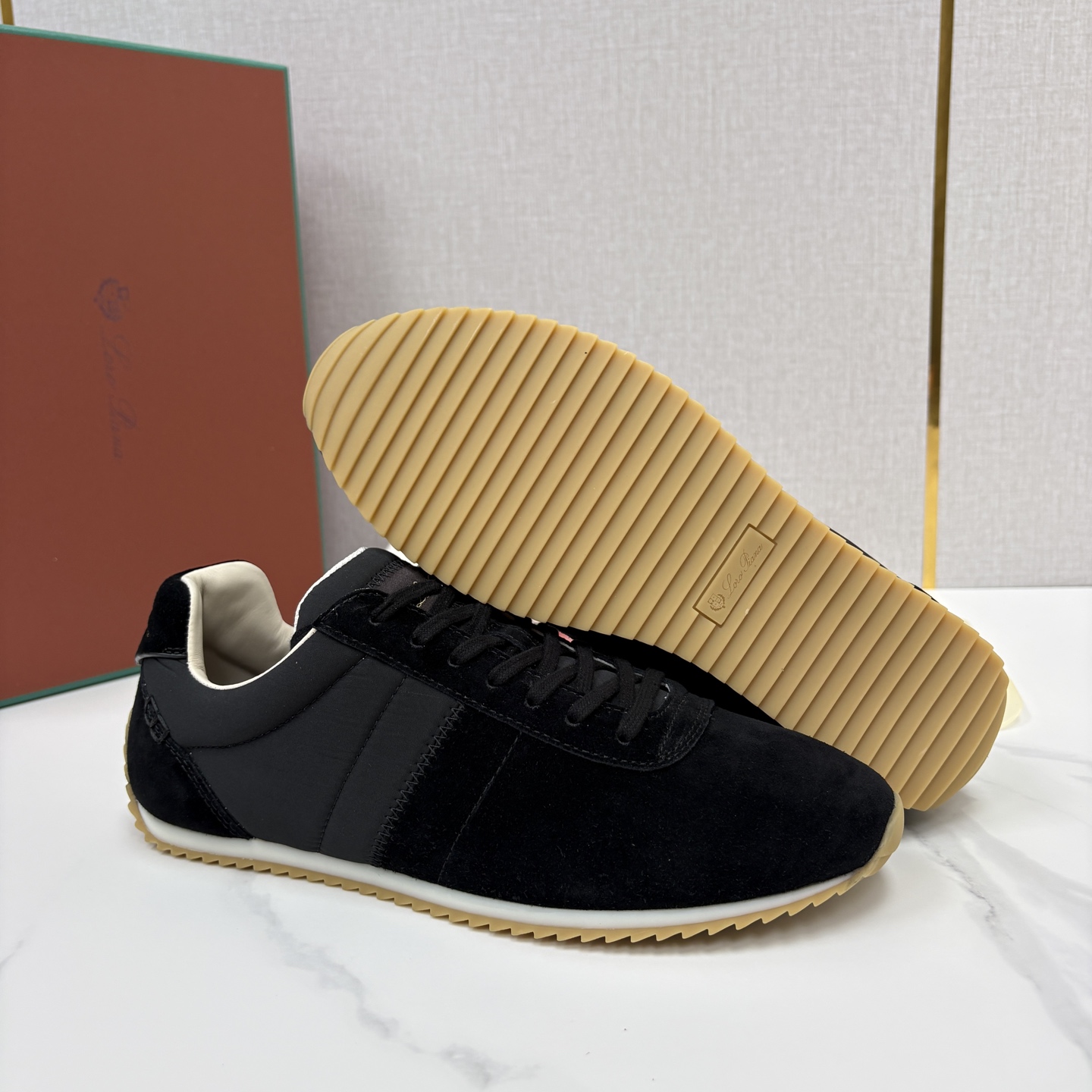 💋💍LP 家新品   Loro Pian*   诺悠*翩雅   Fast Walk 男士绒面牛皮拼接休闲运动鞋   官方