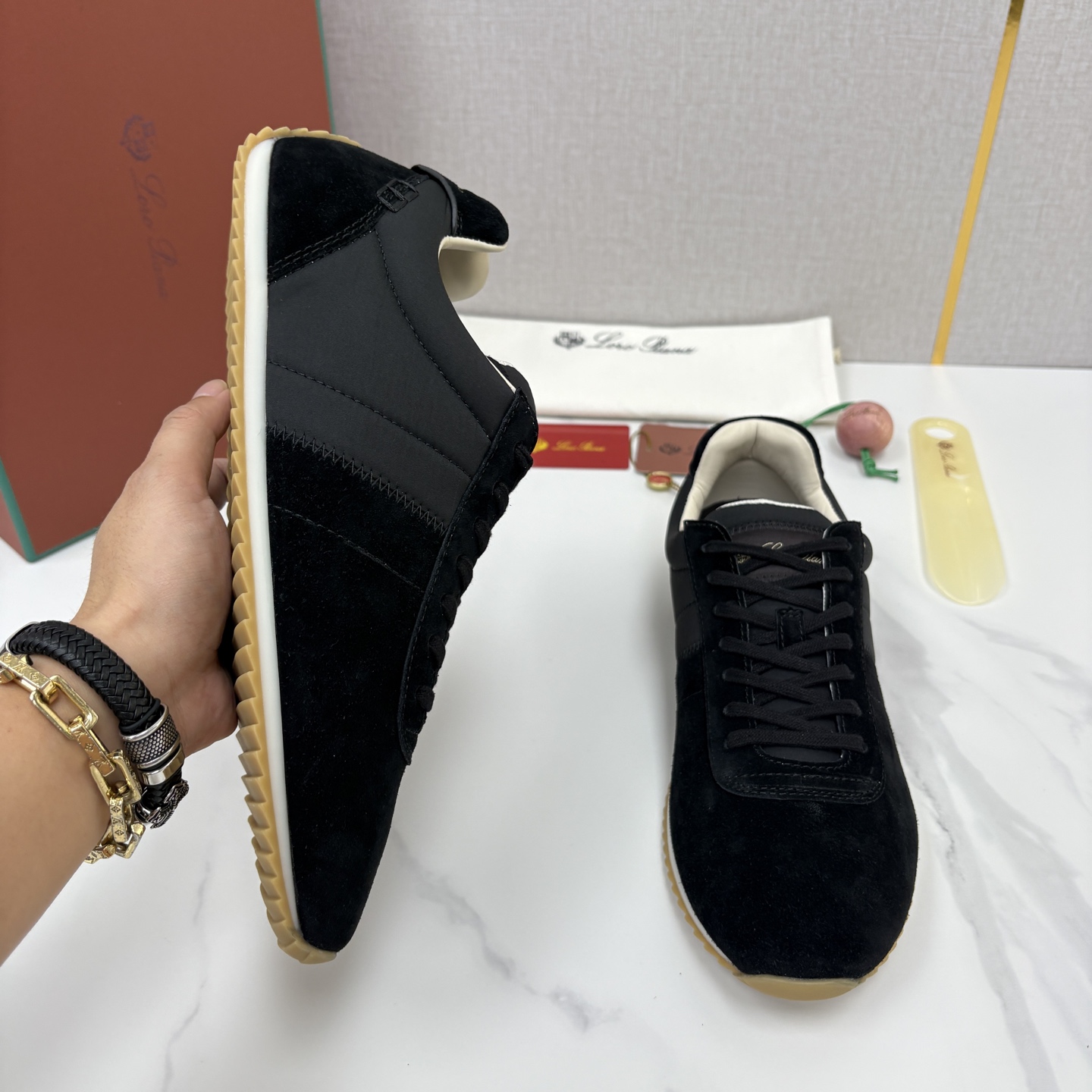 💋💍LP 家新品   Loro Pian*   诺悠*翩雅   Fast Walk 男士绒面牛皮拼接休闲运动鞋   官方
