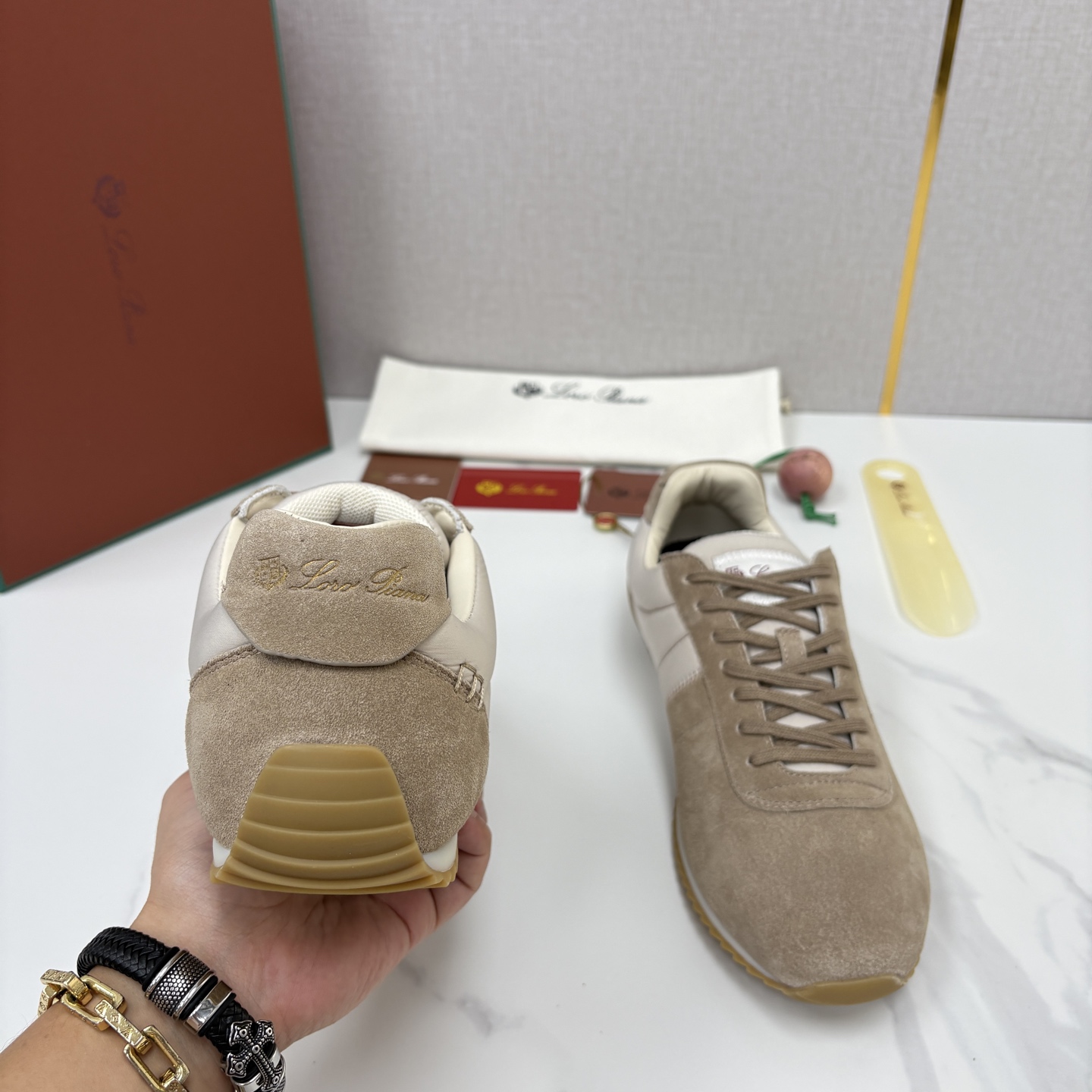 💋💍LP 家新品   Loro Pian*   诺悠*翩雅   Fast Walk 男士绒面牛皮拼接休闲运动鞋   官方