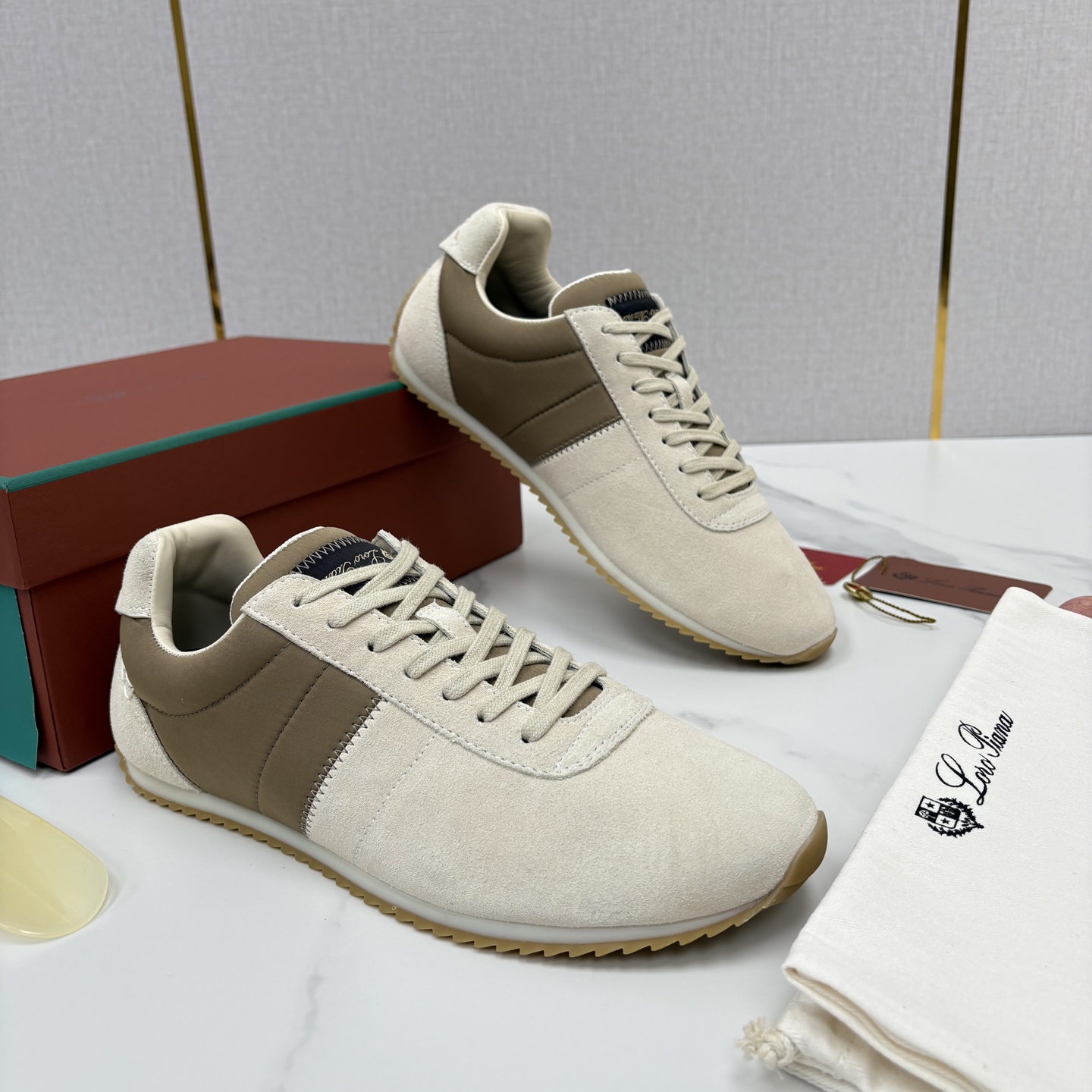 💋💍LP 家新品   Loro Pian*   诺悠*翩雅   Fast Walk 男士绒面牛皮拼接休闲运动鞋   官方