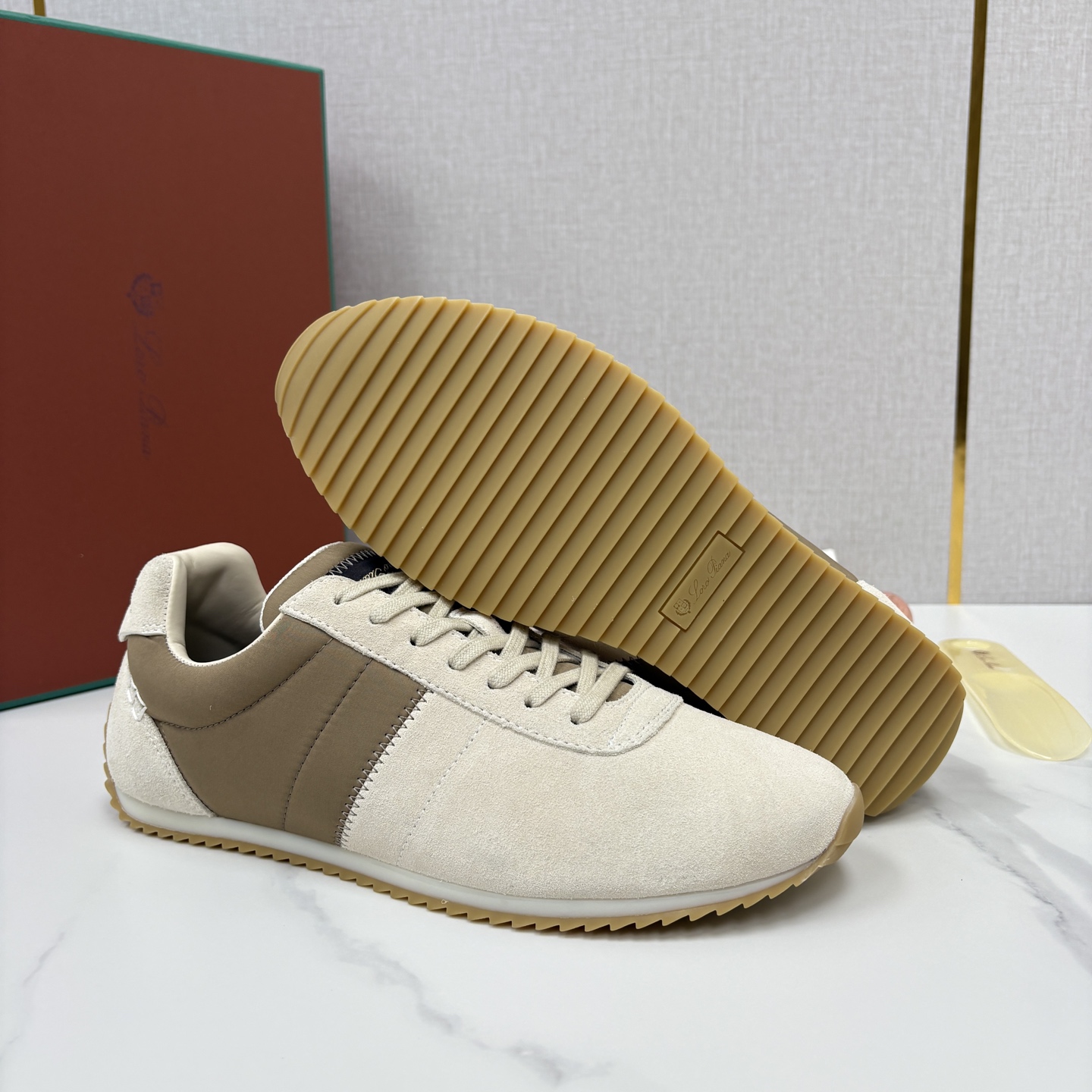 💋💍LP 家新品   Loro Pian*   诺悠*翩雅   Fast Walk 男士绒面牛皮拼接休闲运动鞋   官方