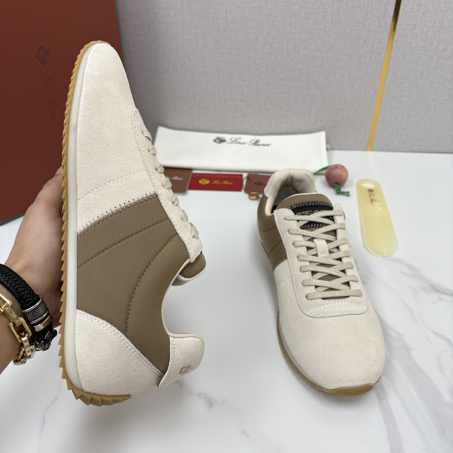 💋💍LP 家新品   Loro Pian*   诺悠*翩雅   Fast Walk 男士绒面牛皮拼接休闲运动鞋   官方