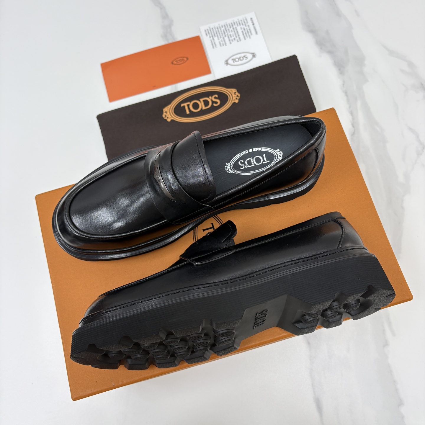 💋💍 TOD*S 托德-斯 新品皮革厚底乐福鞋 官方 6.300 本款乐福鞋以雅致的开边珠亮皮革/进口Nap 💋💍 TOD*S 托德-斯 新品皮革厚底乐福鞋 官方 6.300 本款乐福鞋以雅致的开边珠亮皮革/进口Nap