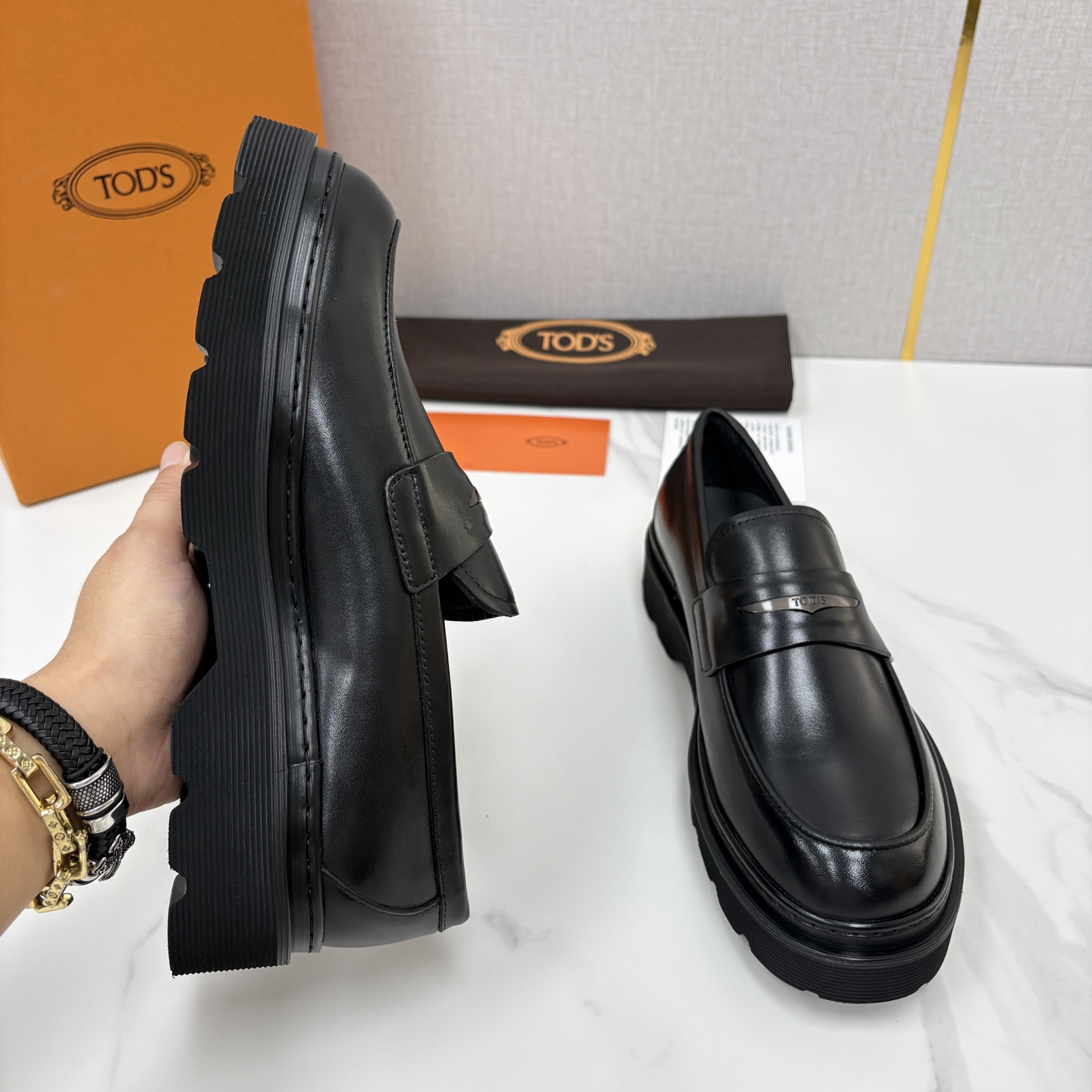 💋💍 TOD*S 托德-斯 新品皮革厚底乐福鞋 官方 6.300 本款乐福鞋以雅致的开边珠亮皮革/进口Nap 💋💍 TOD*S 托德-斯 新品皮革厚底乐福鞋 官方 6.300 本款乐福鞋以雅致的开边珠亮皮革/进口Nap
