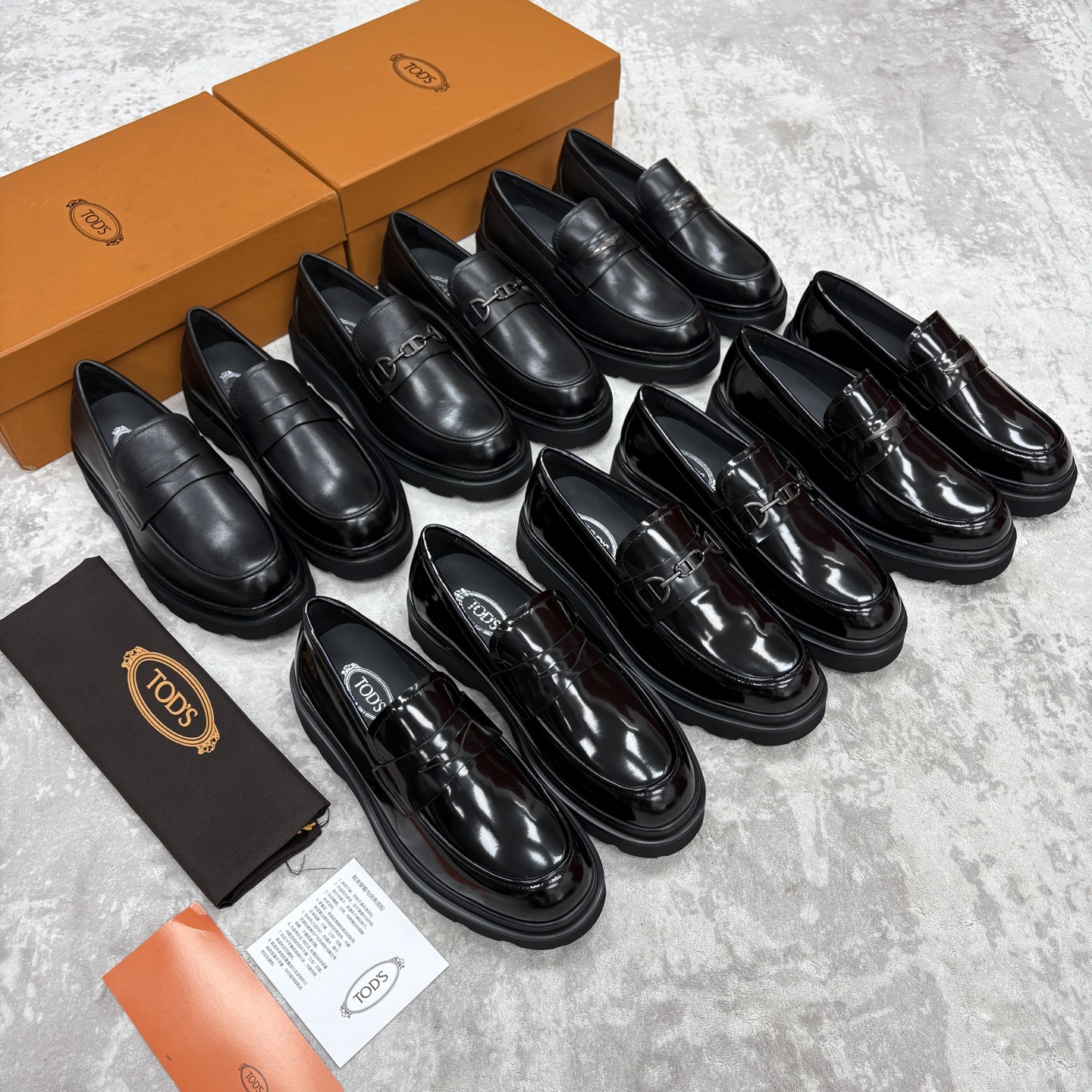 💋💍 TOD*S 托德-斯 新品皮革厚底乐福鞋 官方 6.300 本款乐福鞋以雅致的开边珠亮皮革/进口Nap 💋💍 TOD*S 托德-斯 新品皮革厚底乐福鞋 官方 6.300 本款乐福鞋以雅致的开边珠亮皮革/进口Nap