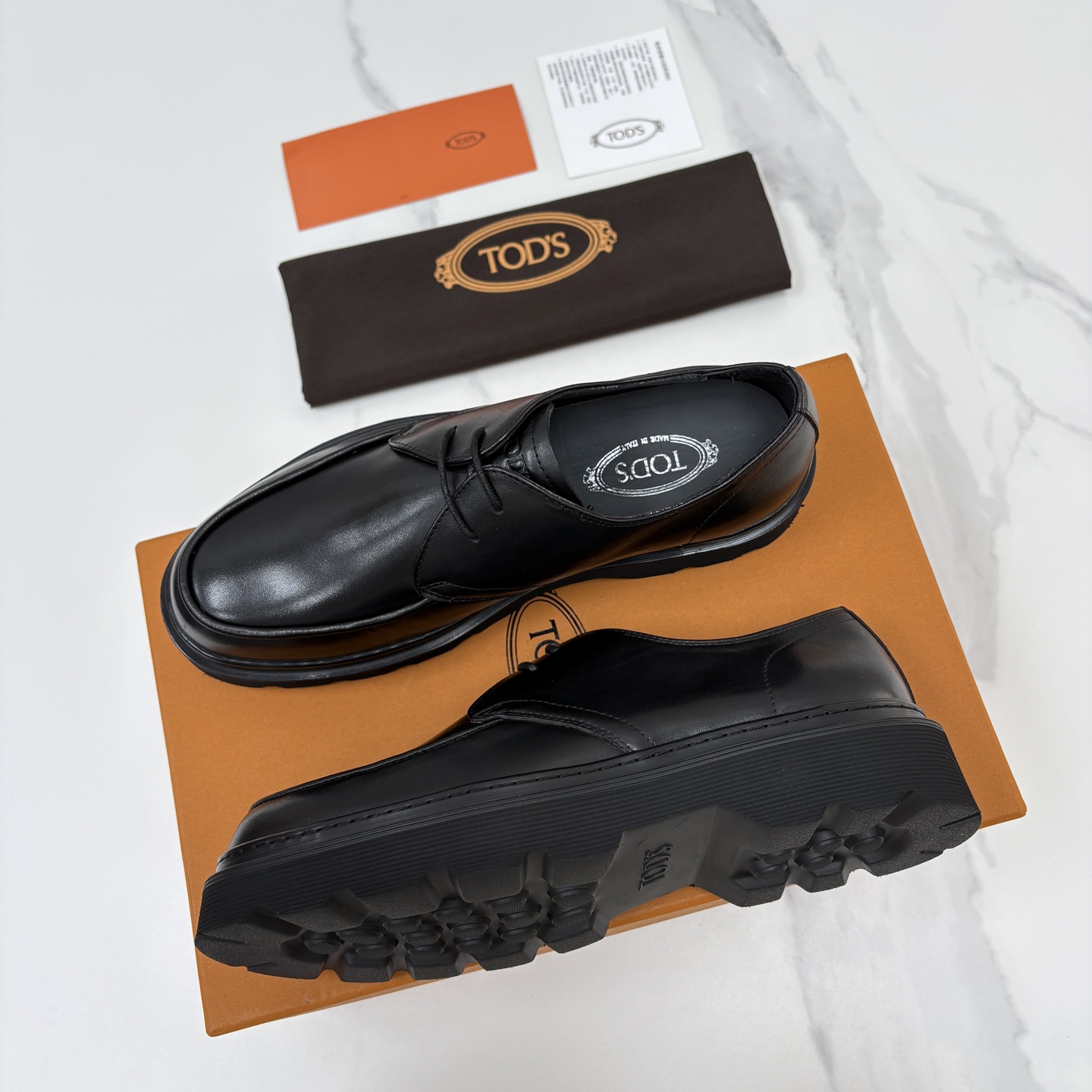 💋💍 TOD*S  托德-斯  新品皮革厚底僧侣德比鞋  官方   6.300  本款乐福鞋以雅致的开边珠亮皮革/进口N