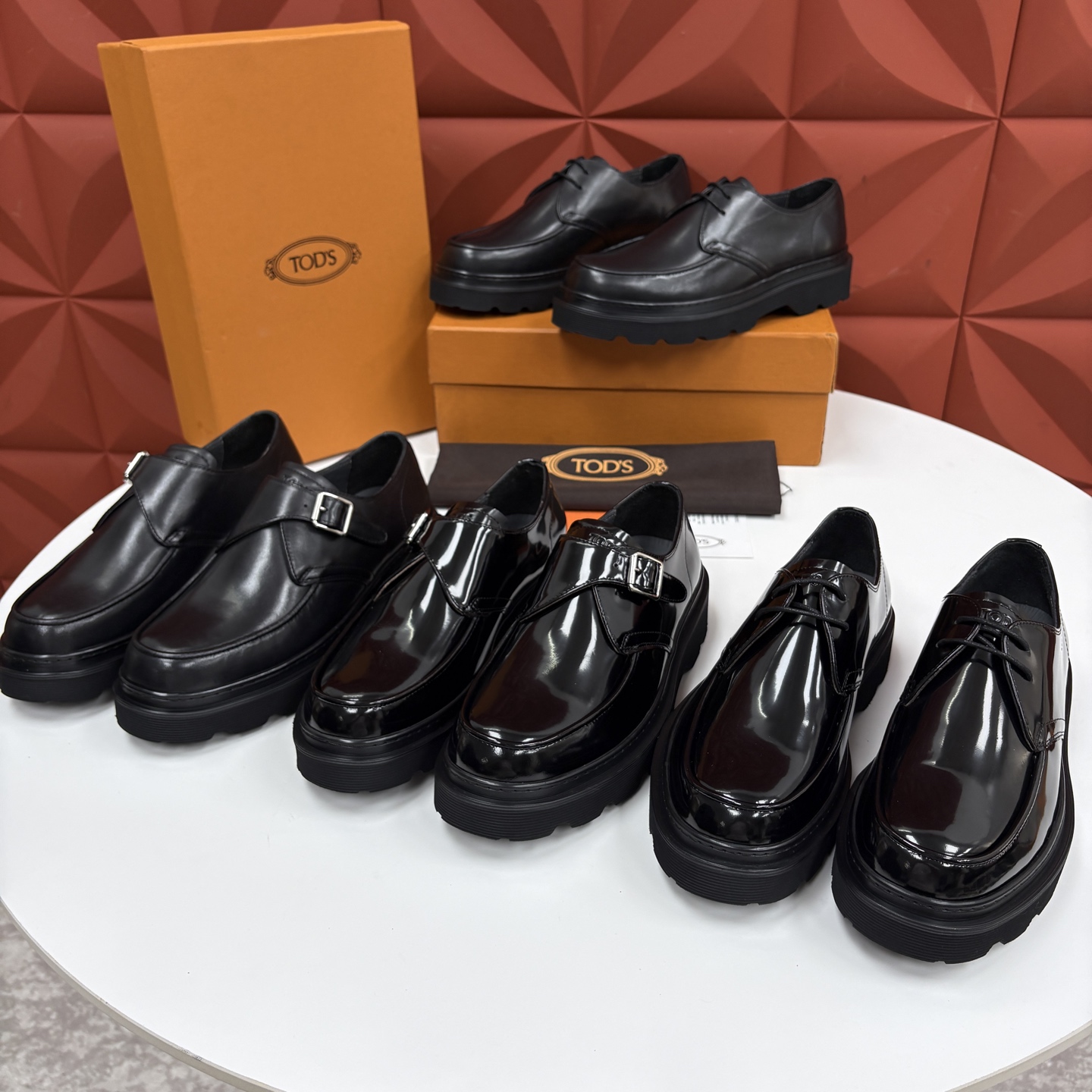 💋💍 TOD*S 托德-斯 新品皮革厚底僧侣德比鞋 官方 6.300 本款乐福鞋以雅致的开边珠亮皮革/进口N 💋💍 TOD*S 托德-斯 新品皮革厚底僧侣德比鞋 官方 6.300 本款乐福鞋以雅致的开边珠亮皮革/进口N