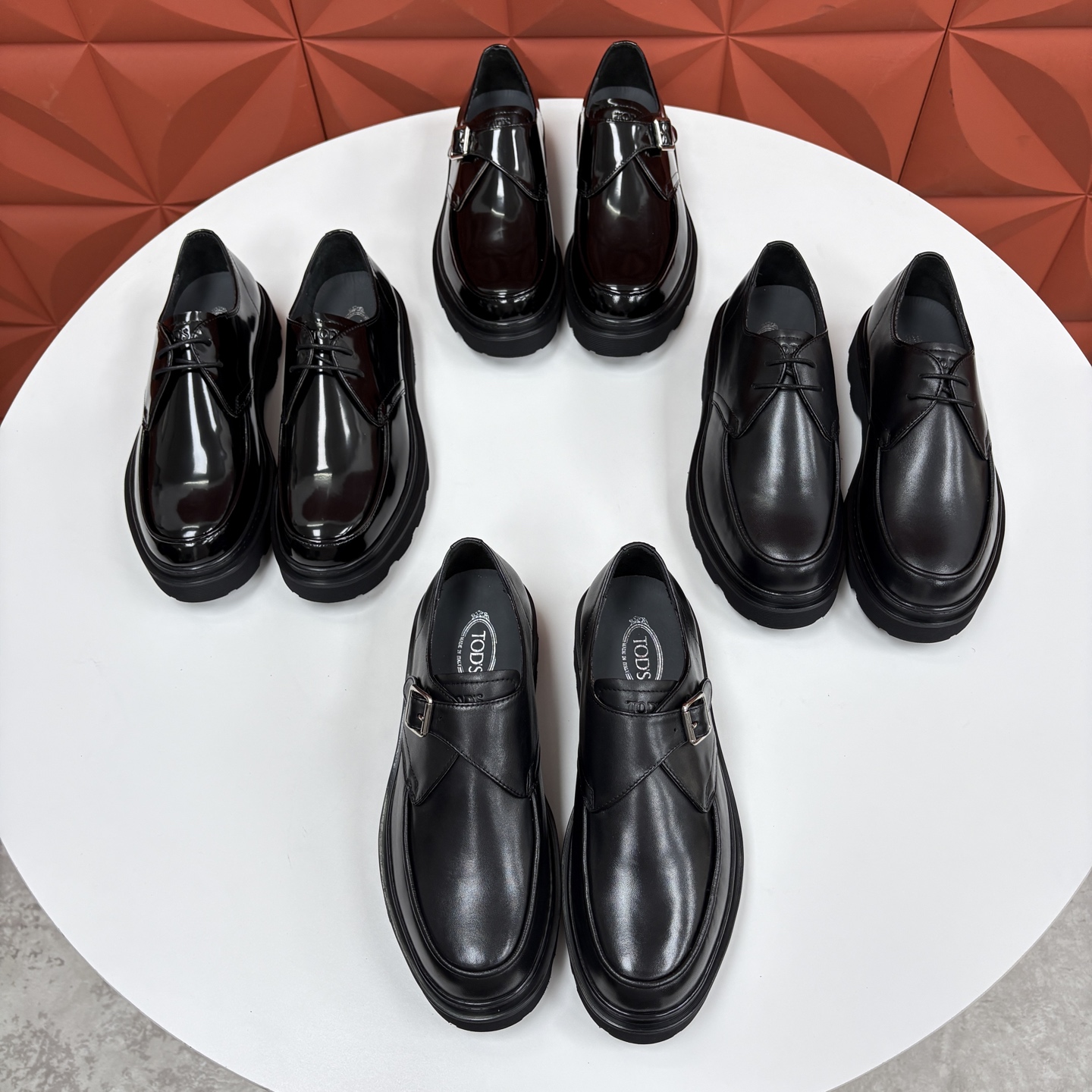 💋💍 TOD*S 托德-斯 新品皮革厚底僧侣德比鞋 官方 6.300 本款乐福鞋以雅致的开边珠亮皮革/进口N 💋💍 TOD*S 托德-斯 新品皮革厚底僧侣德比鞋 官方 6.300 本款乐福鞋以雅致的开边珠亮皮革/进口N